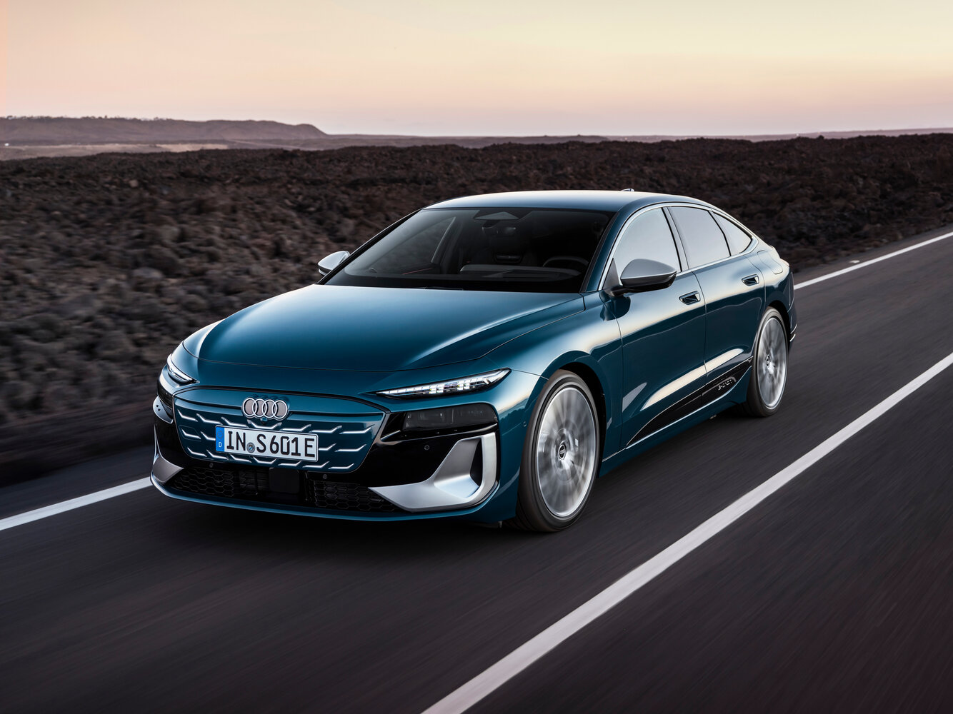 Audi S6 e-tron (2024–2026) · Electro AT (370.0 кВт) 4WD