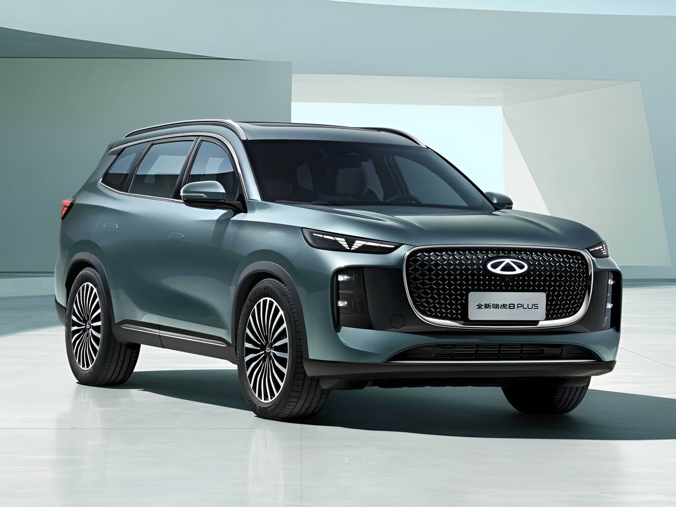 Chery Tiggo 8 Plus I Рестайлинг 3 (2024–2026) · 1.6 AMT (197 л.с.)