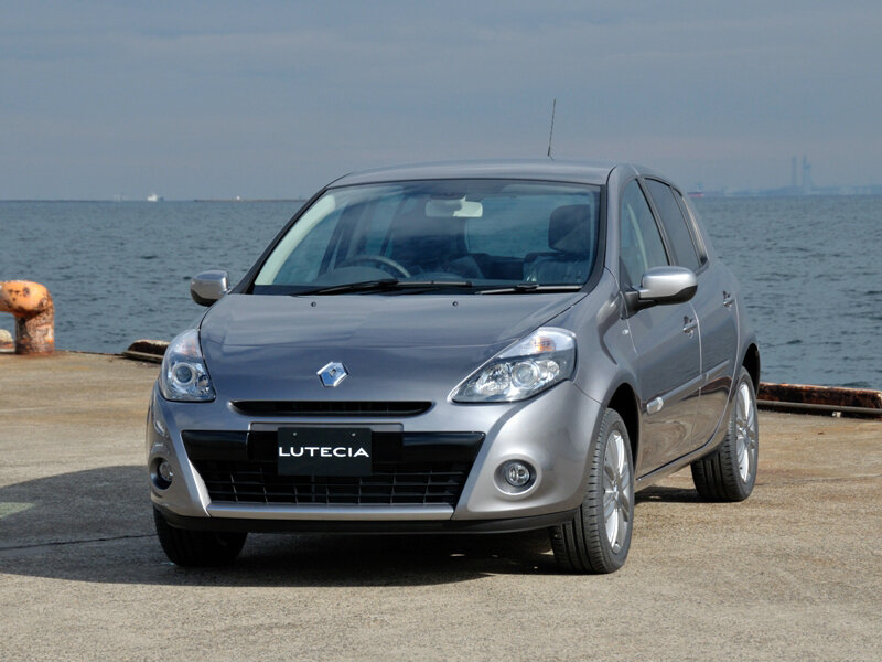 Renault Lutecia III (2006–2014) · 1.6 MT (110 л.с.)