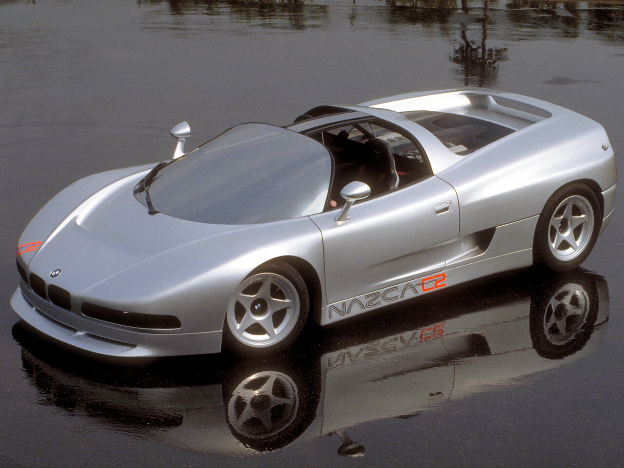 BMW Nazca II (C2) (1992–1993) · 5.6 MT (385 л.с.)
