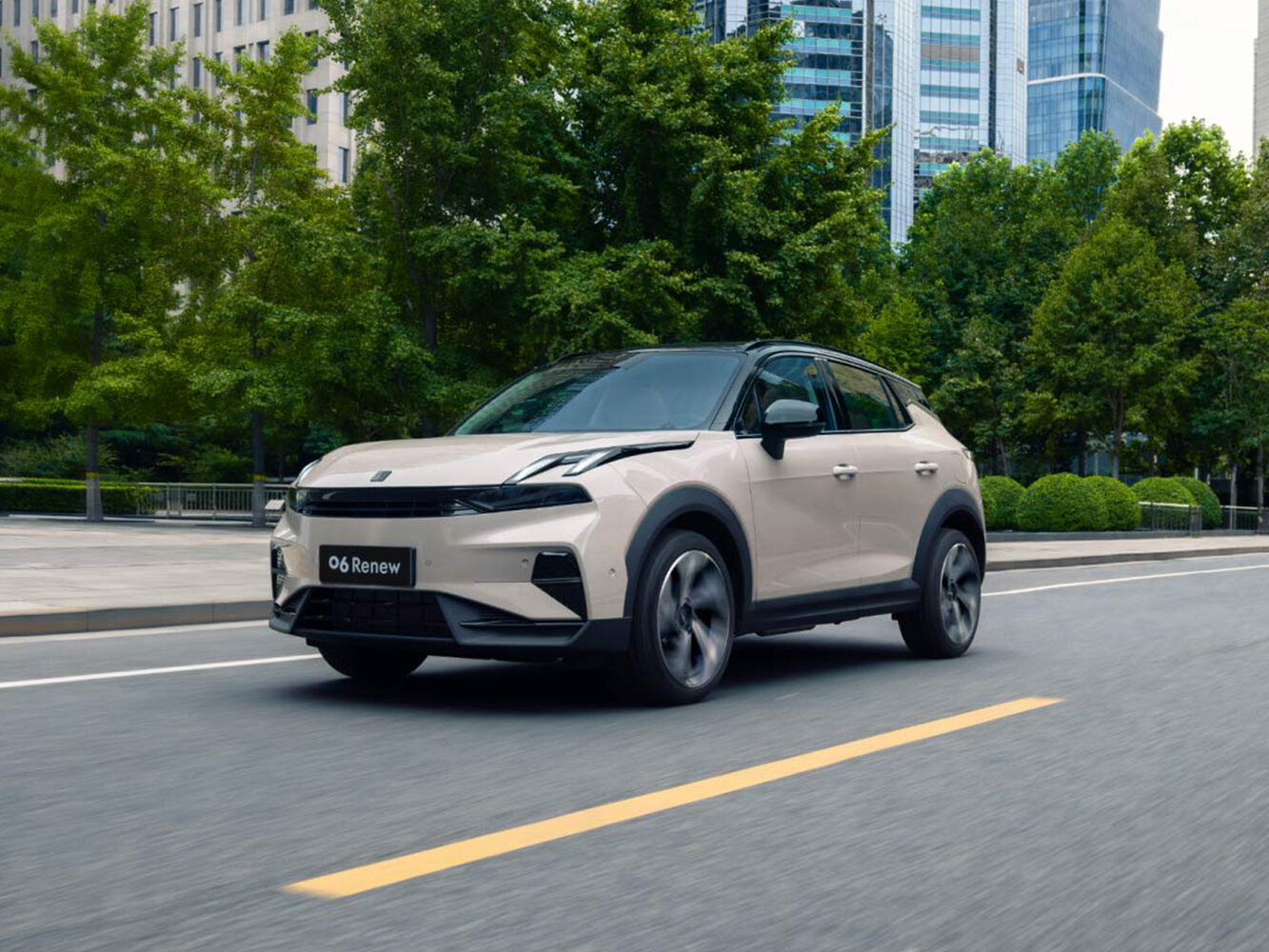 Lynk & Co 06 I Рестайлинг (2023–2026) · 1.5 AMT (181 л.с.)