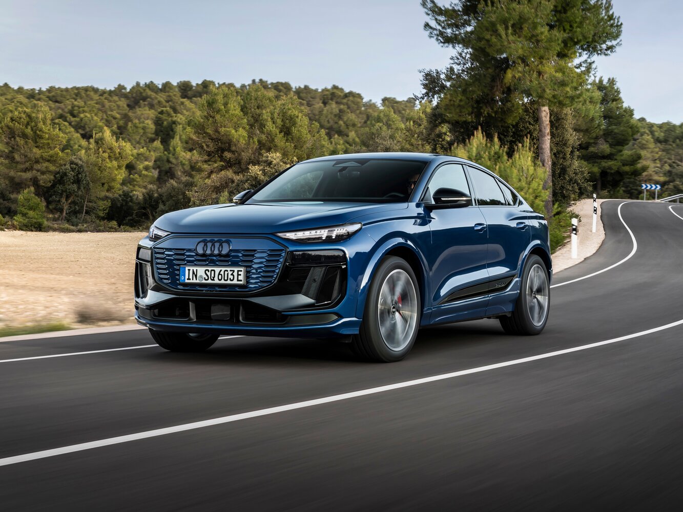 Audi SQ6 Sportback e-tron (2024–2026) · Electro AT (360.0 кВт) 4WD