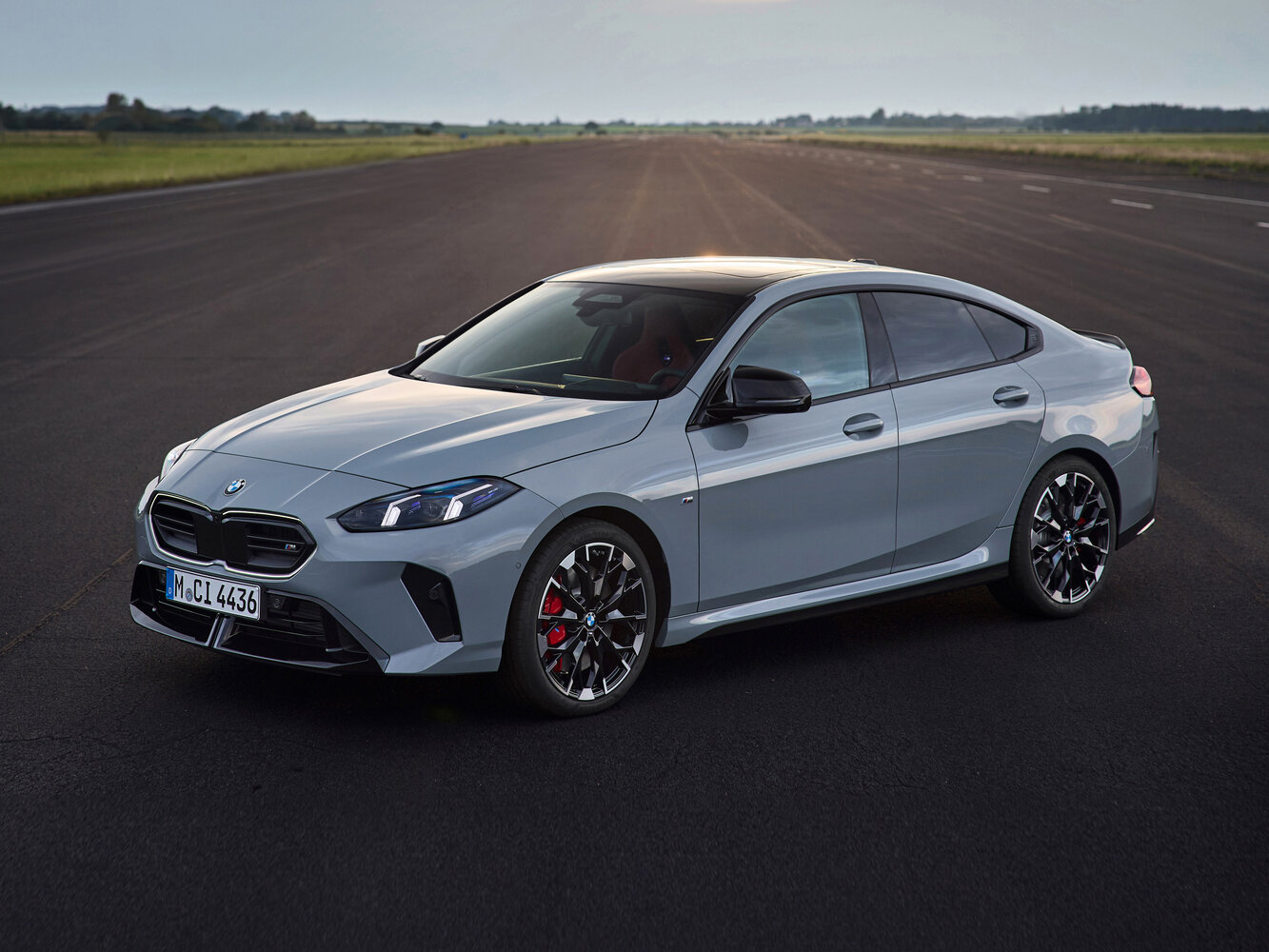 BMW 2 серии F74/78 (2024–2026) · M235i xDrive 2.0 AMT (300 л.с.) 4WD