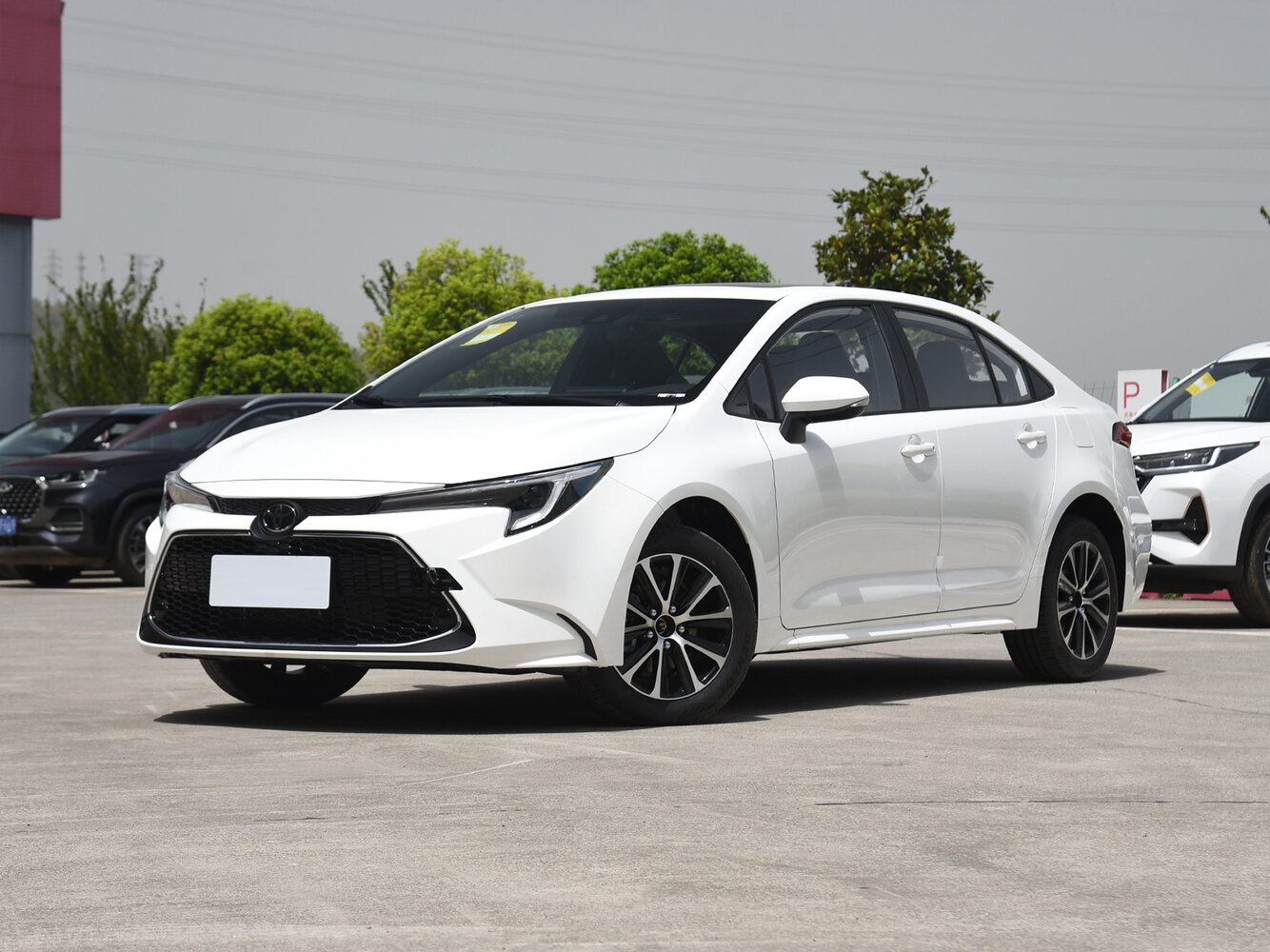 Toyota Levin XII (E210) Рестайлинг (2022–2026) · 1.8hyb CVT (137 л.с.)