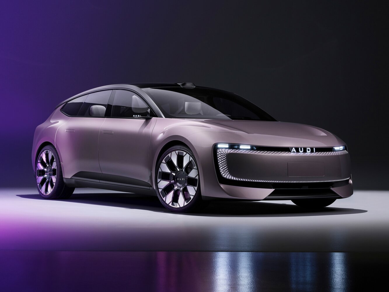 Audi E5 (2025–2026) · 76 kWh Electro AT (220.0 кВт)