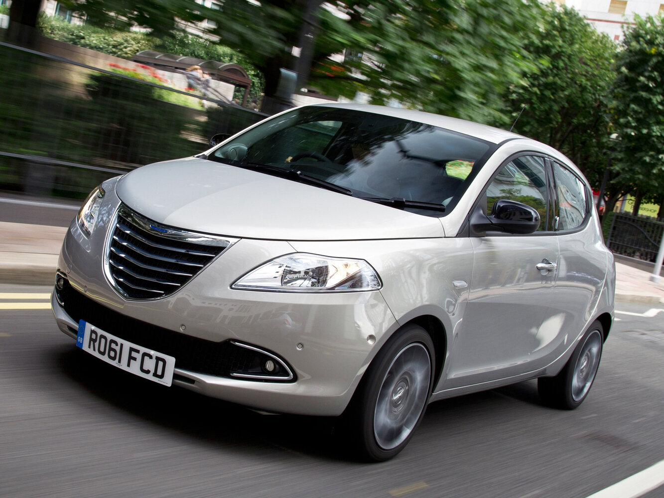 Chrysler Ypsilon (2011–2017) · 0.9 AMT (85 л.с.)