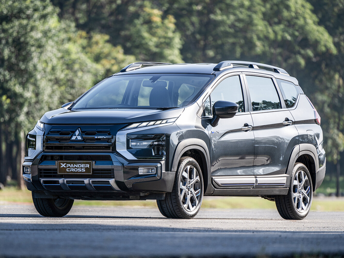 Mitsubishi Xpander I Рестайлинг (2021–2026) · 1.5 AT (105 л.с.)