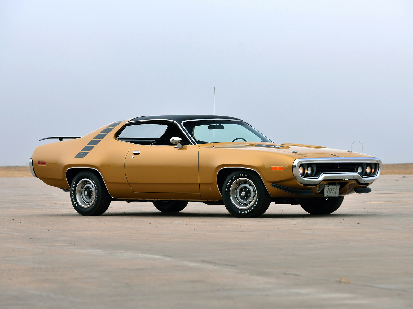 Plymouth Road Runner II (1971–1974) · 6.3 AT (304 л.с.)