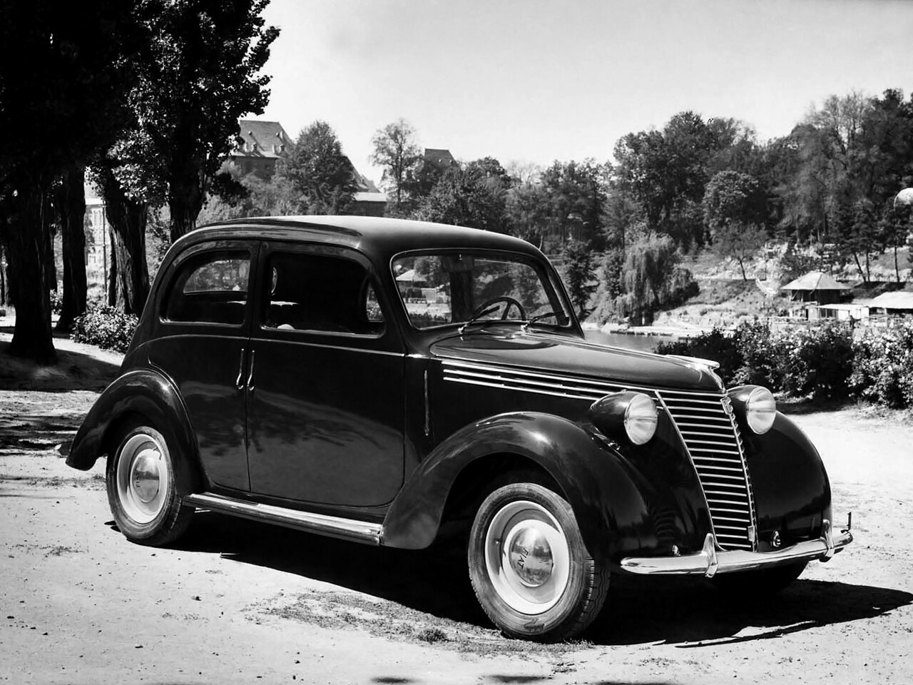 Fiat 1100 (1939–1948) · 1.1 MT (32 л.с.)