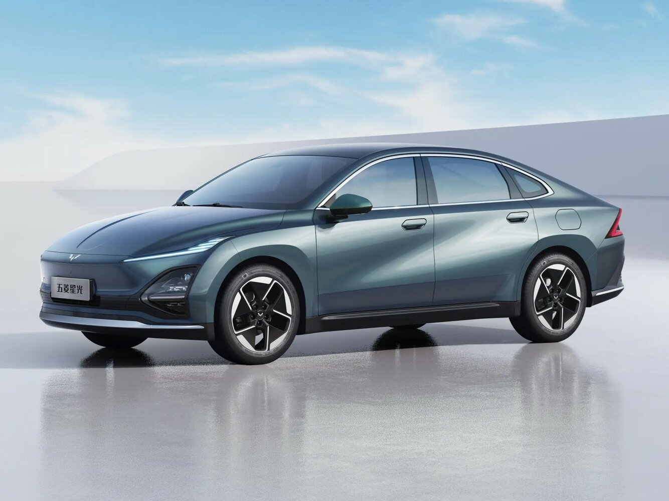 Wuling Starlight (2023–2026) · 54.5 kWh Electro AT (150.0 кВт)