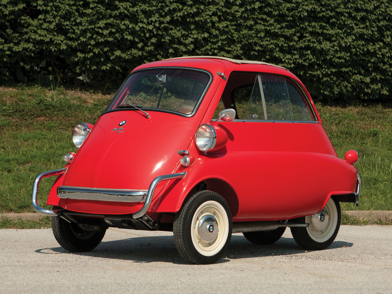 BMW Isetta (1955–1962) · 0.3 MT (12 л.с.)