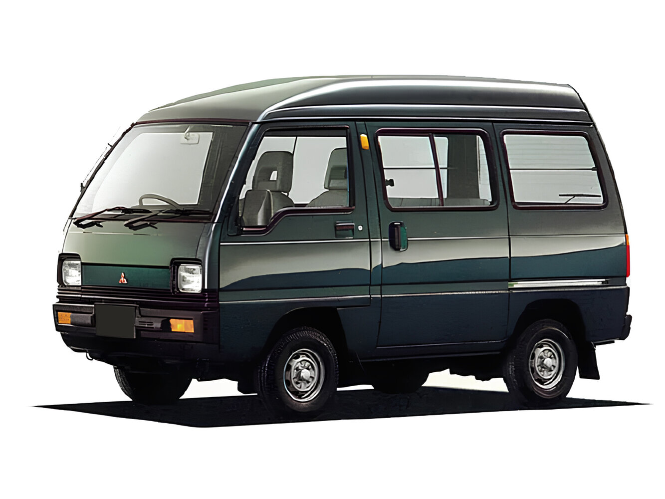 Mitsubishi Minicab V (1984–1998) · 0.7 AT (38 л.с.)