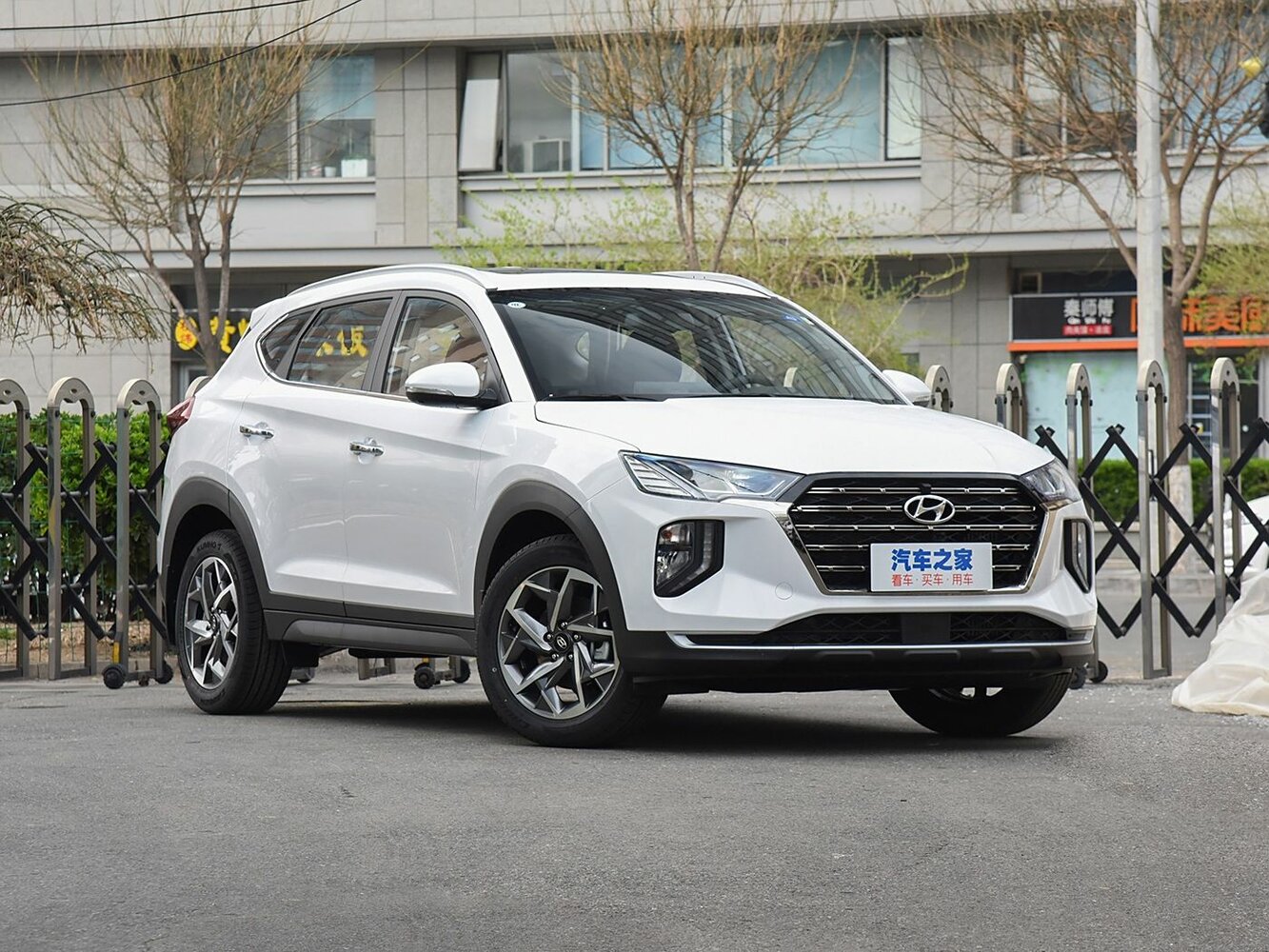 Hyundai Tucson III Рестайлинг (China Market) (2018–2020) · 1.6 AMT (177 л.с.)