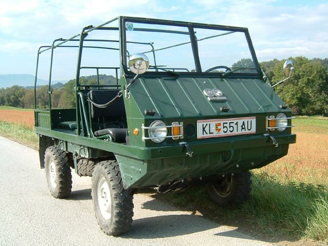 0.6 MT (24 л.с.) 4WD