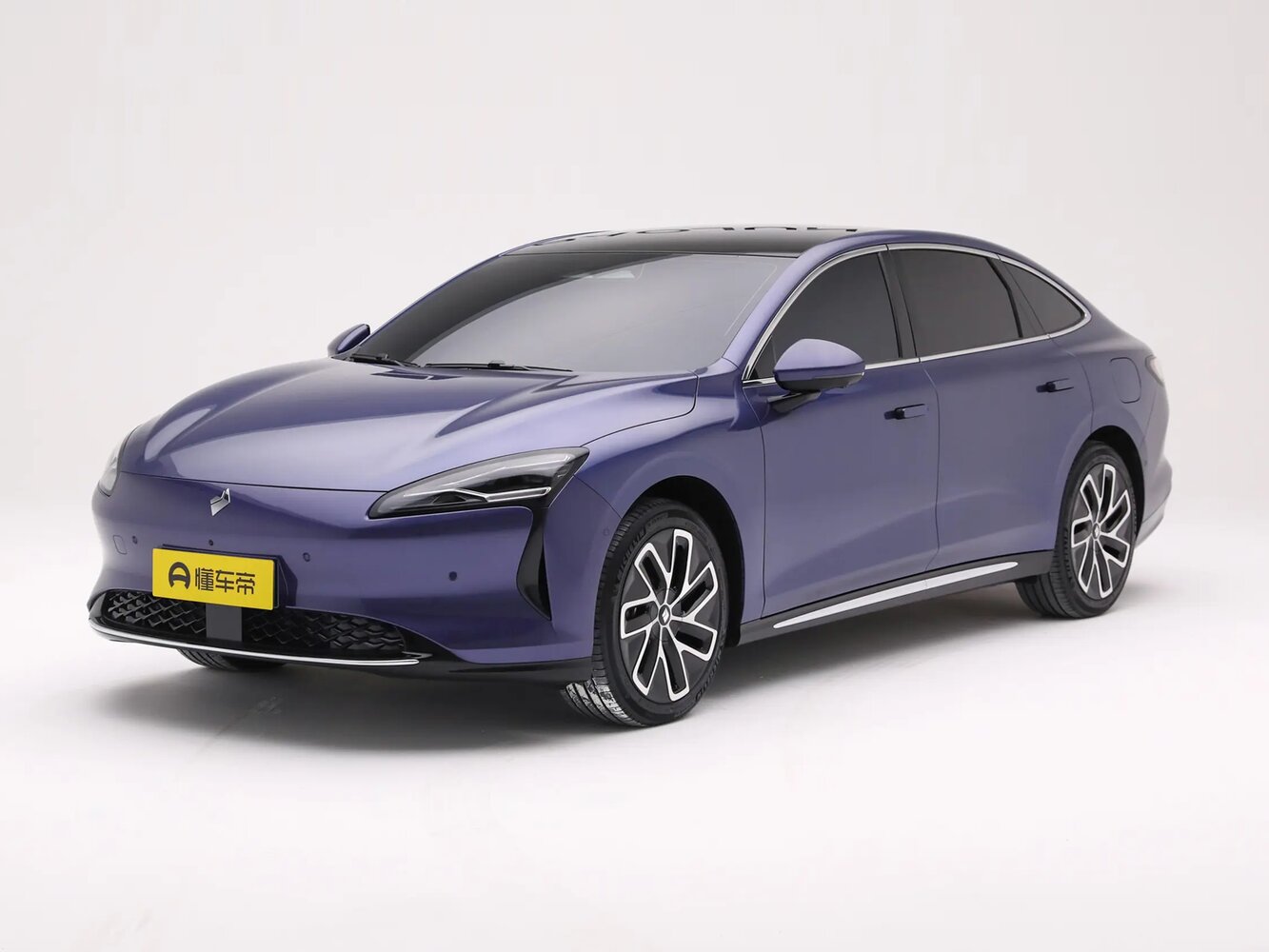 Baojun Xiangjing (2025–2026) · Electro AT (186.0 кВт)