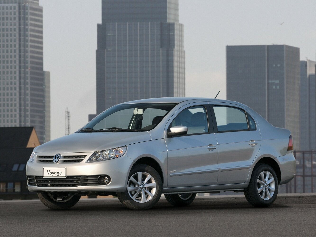 Volkswagen Voyage I (2008–2018) · 1.0 MT (72 л.с.)