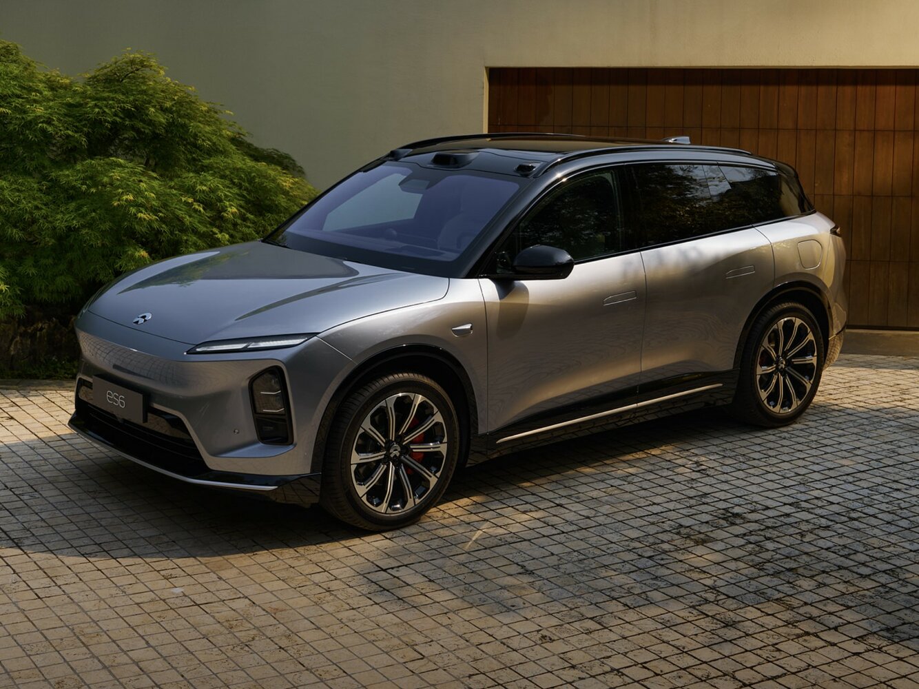 Nio ES6 II Рестайлинг (2025–2026) · 75 kWh Electro AT (360.0 кВт) 4WD