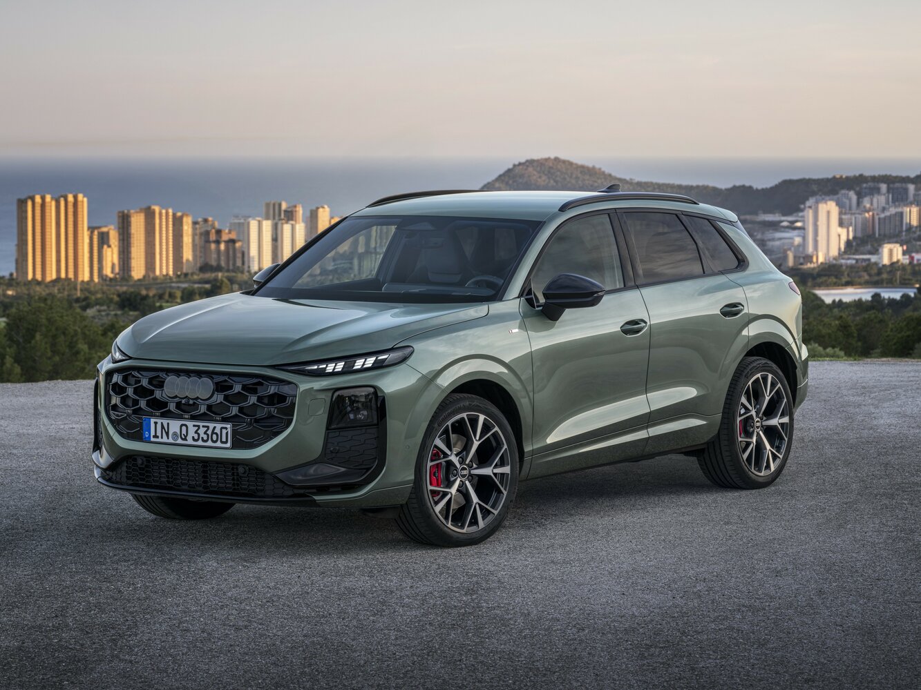 Audi Q3 III (FJ) (2025–2026) · TFSI 2.0 AMT (204 л.с.) 4WD