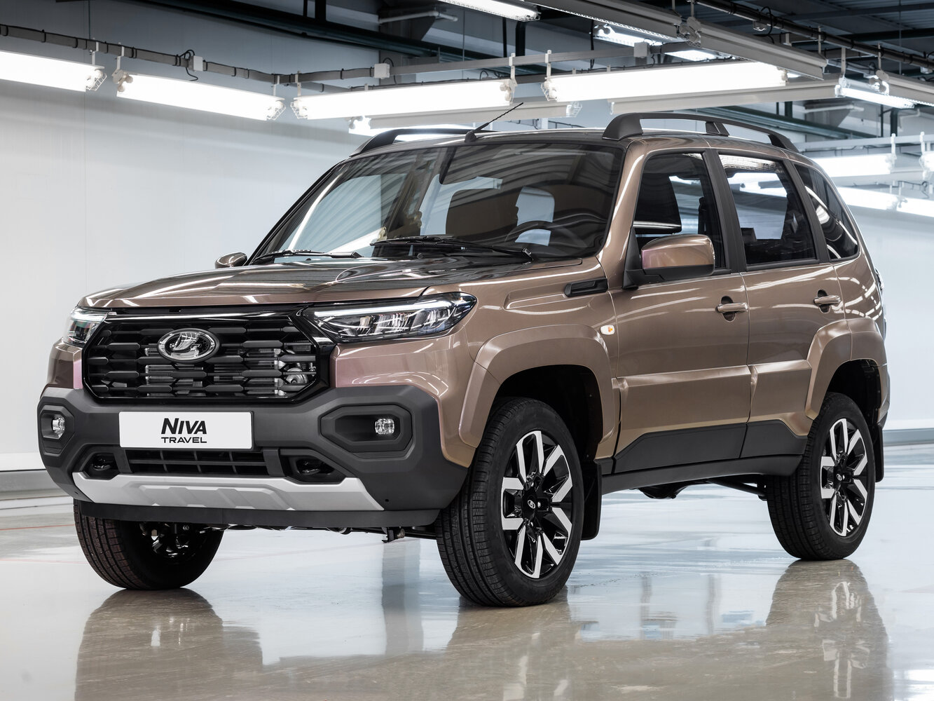 Lada (ВАЗ) Niva Travel I Рестайлинг (2025–2026) · 1.8 MT (90 л.с.) 4WD