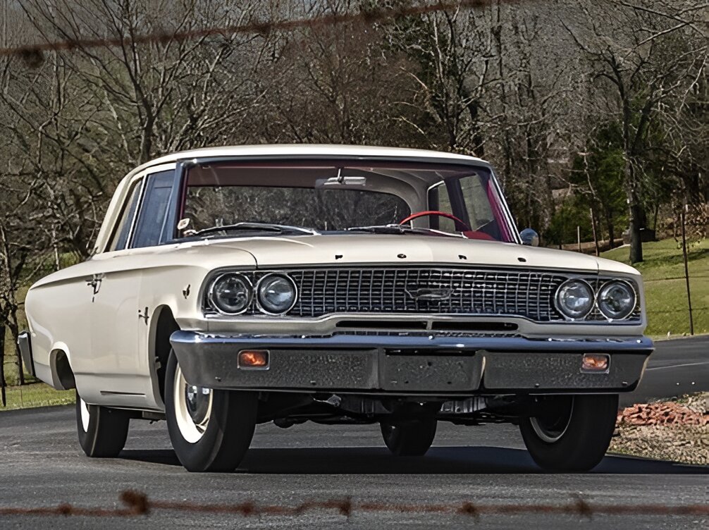 Ford 300 (1963–1963) · 4.3 AT (166 л.с.)
