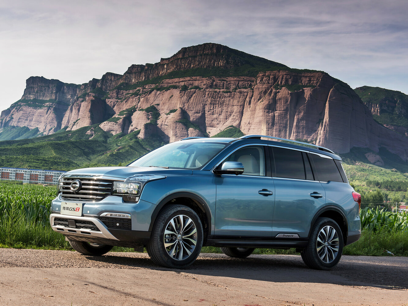 GAC Trumpchi GS8 I (2016–2019) · 2.0 AT (252 л.с.)