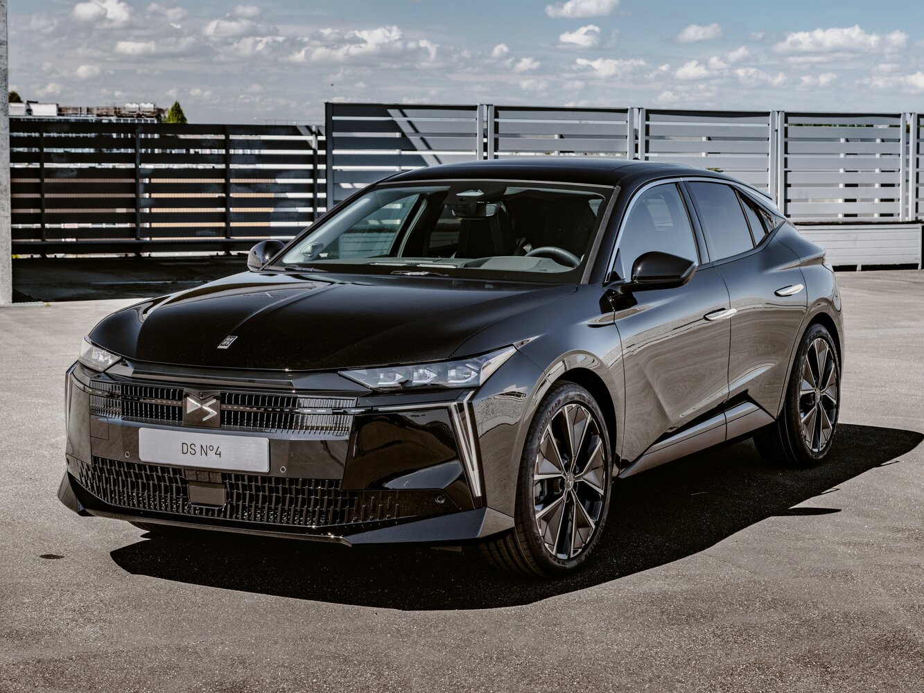 DS No4 (2025–2026) · 1.2 AMT (145 л.с.)