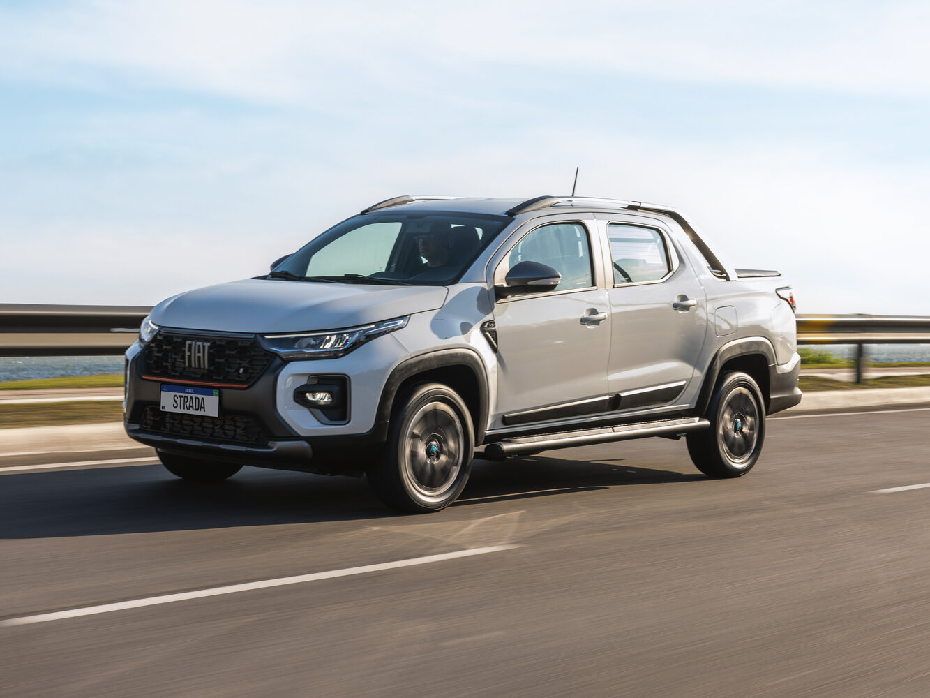 Fiat Strada II Рестайлинг (2023–2026) · 1.3 MT (99 л.с.)