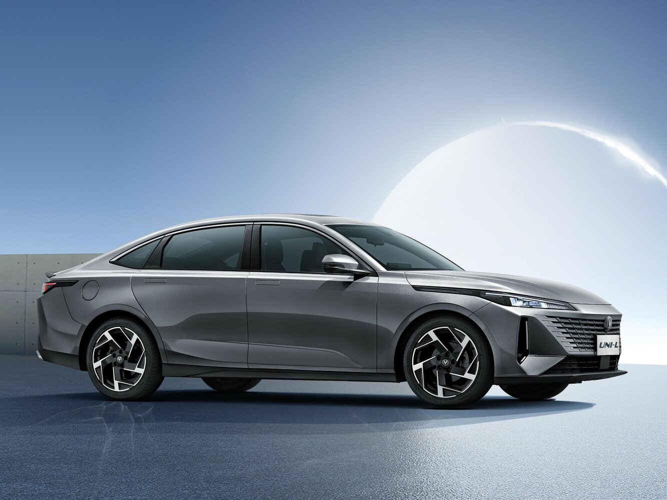 Changan UNI-L (2024–2026) · 1.5 AMT (181 л.с.)