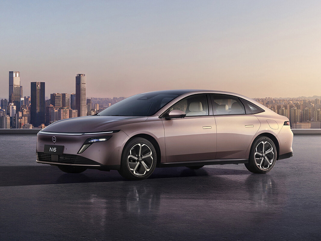 Nissan N6 (2025–2026) · 20.3 kWh 1.5hyb AT (313 л.с.)