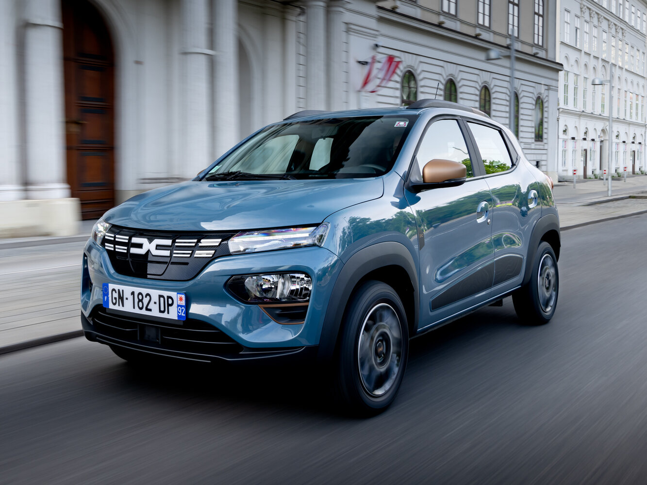 Dacia Spring I Рестайлинг (2022–2024) · Electro AT (48.0 кВт)