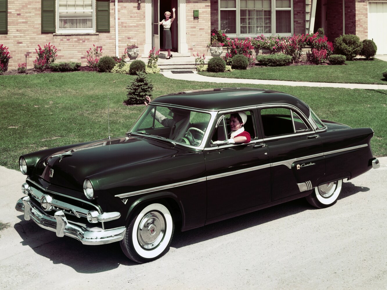 Ford Crestline (1952–1955) · 3MT 3.9 MT (130 л.с.)