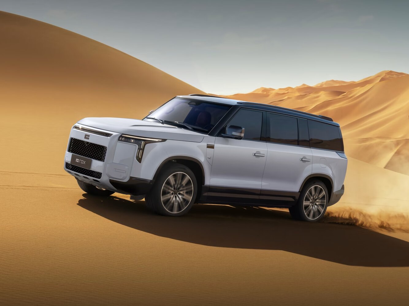 Rox Adamas (2025–2026) · 1.5hyb AT (476 л.с.) 4WD