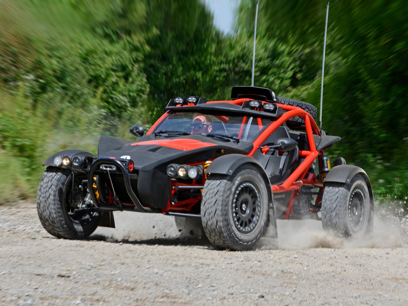 Ariel Nomad II (2025–2026) · 2.3 MT (260 л.с.)