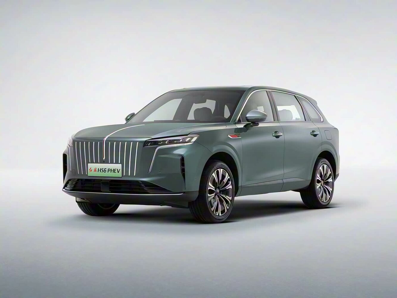 Hongqi HS6 (2025–2026) · 23 kWh 1.5hyb AT (228 л.с.)
