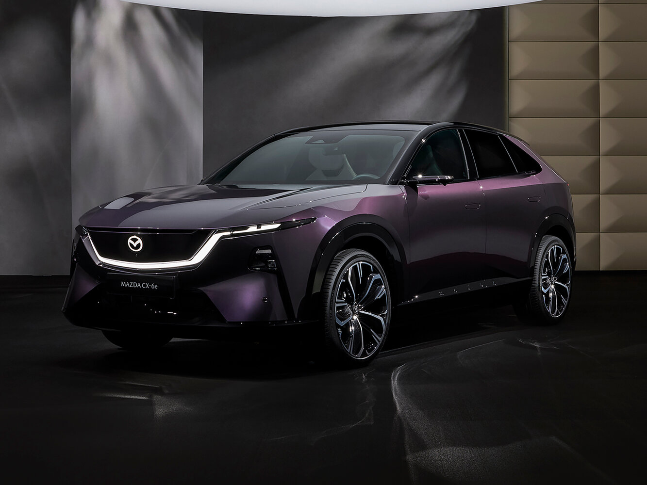 Mazda CX-6e (2026–2026) · Electro AT (190.0 кВт)