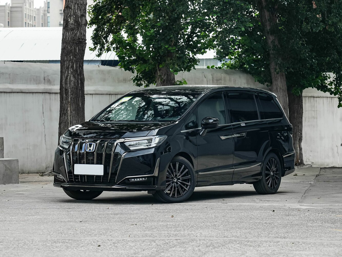 2.0hyb CVT (215 л.с.)