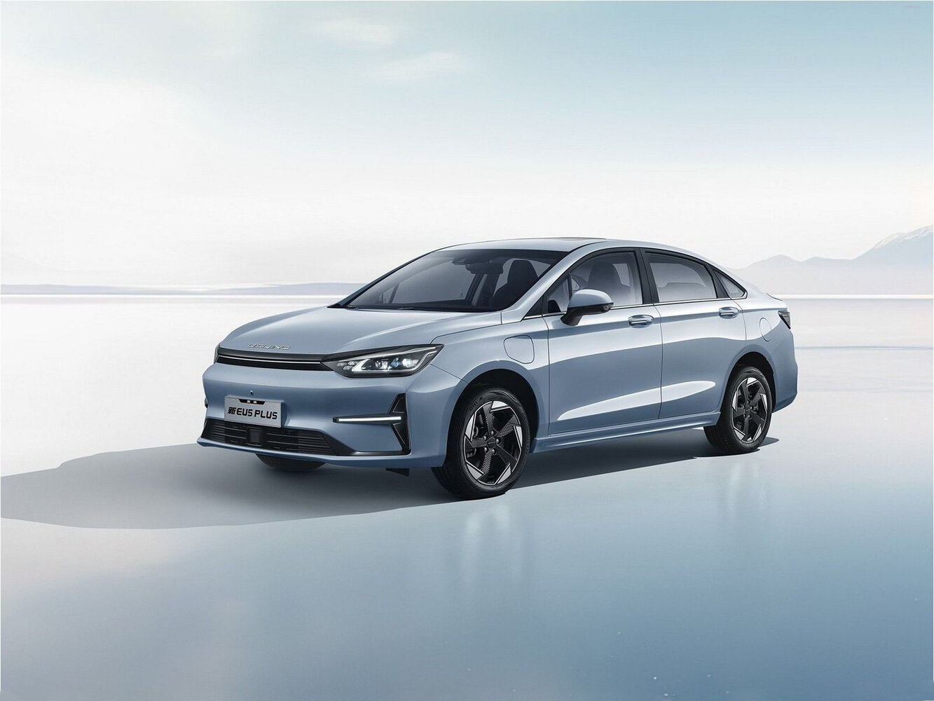 BAIC EU5 Plus I Рестайлинг (2023–2026) · 50 kWh Electro AT (120.0 кВт)