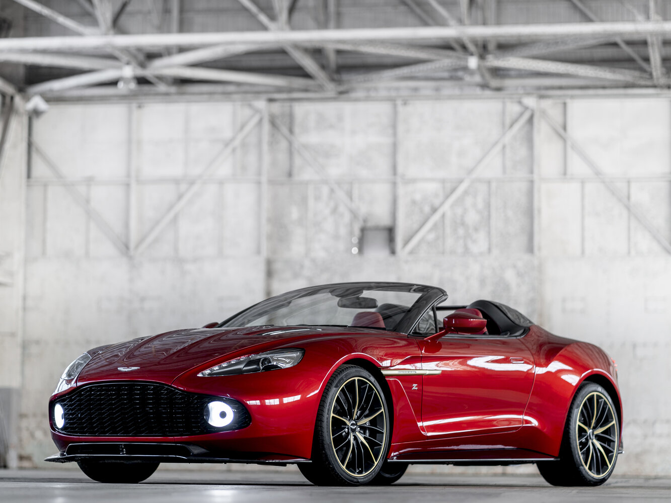 Speedster 5.9 AT (604 л.с.)
