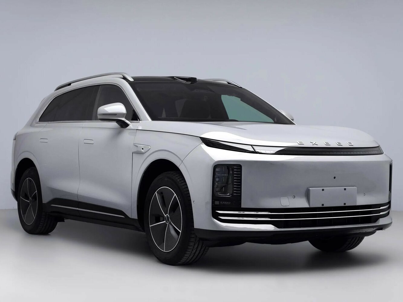 Exeed EX7 (2026–2026) · 100 kWh Electro AT (353.0 кВт) 4WD