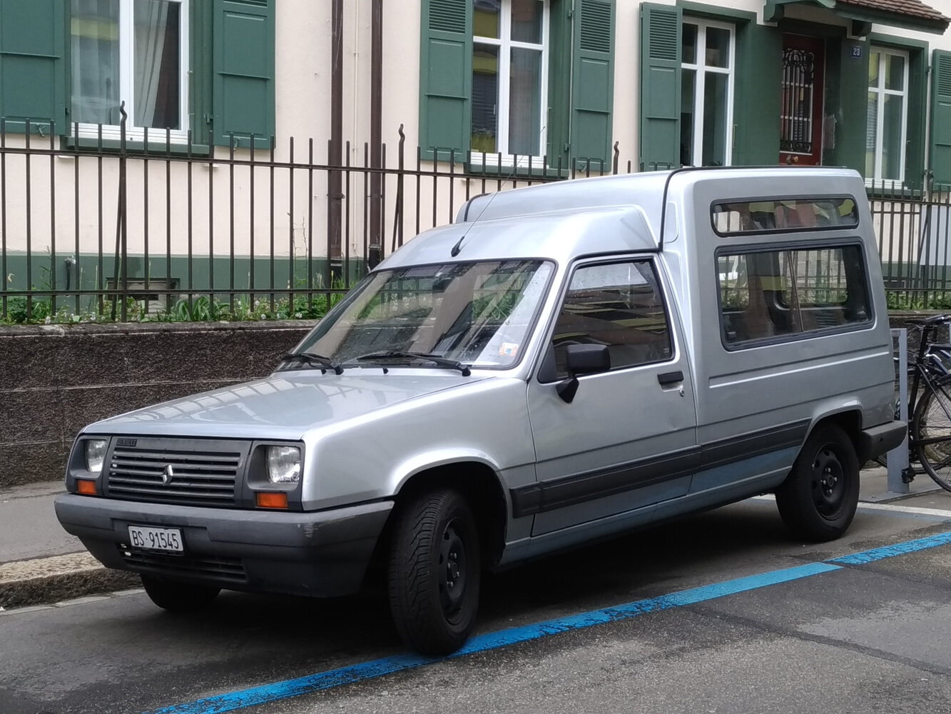 Renault Rapid (1986–1991) · 1.0 MT (44 л.с.)