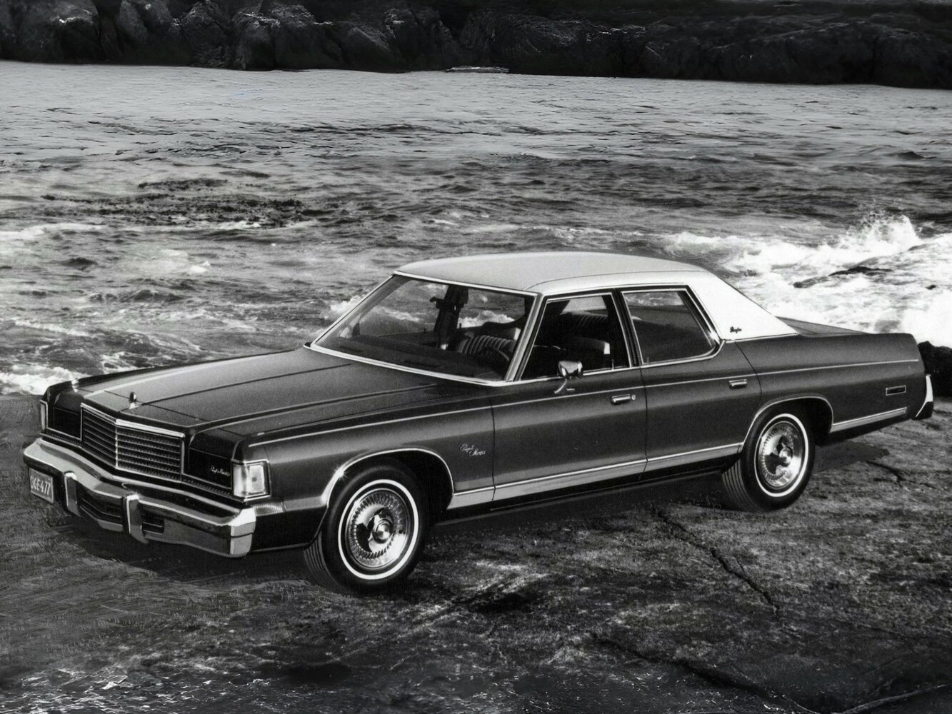 Dodge Monaco IV (1977–1978) · 5.2 MT (147 л.с.)