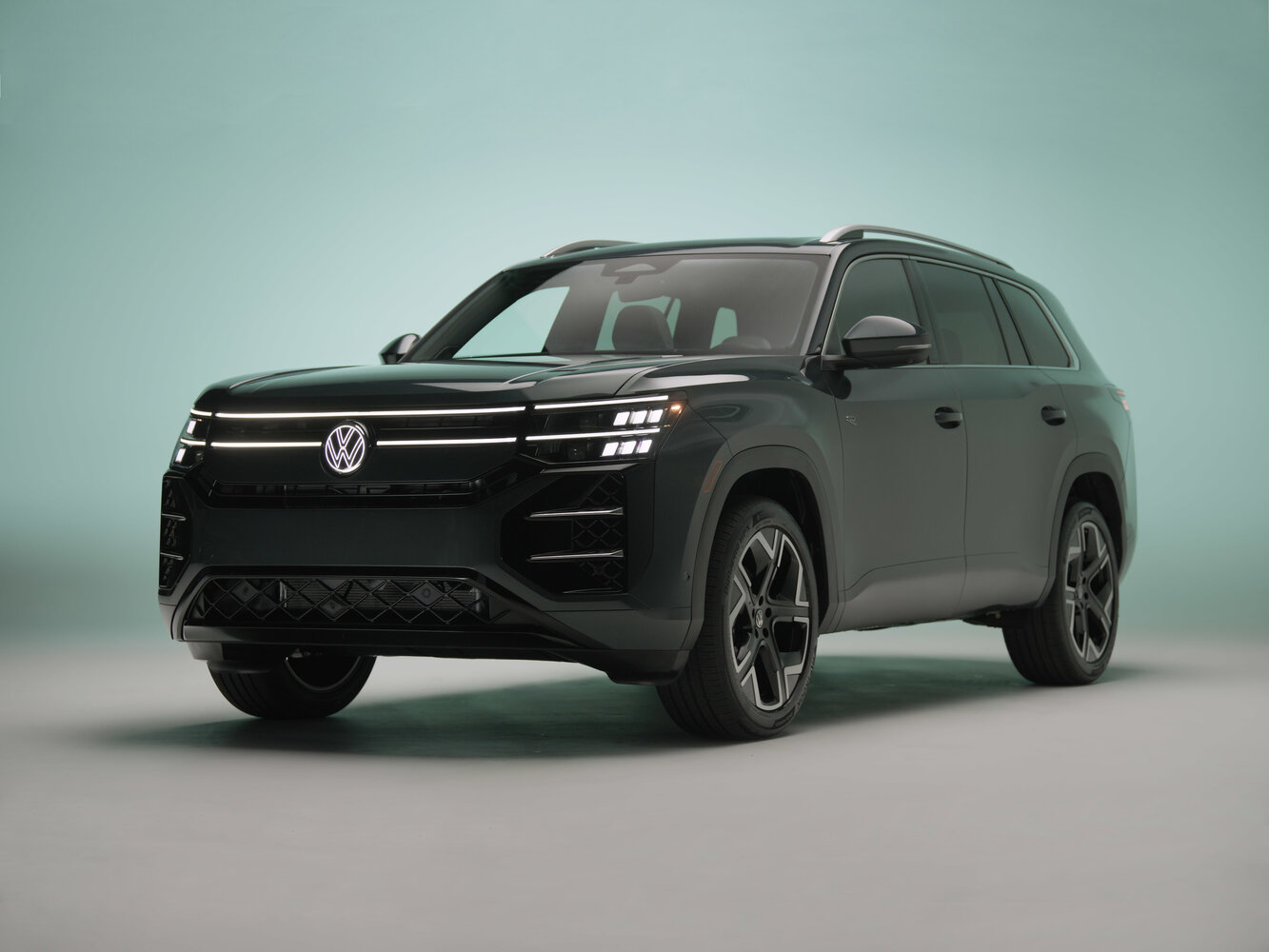 Volkswagen Atlas II (2026–2026) · 2.0 AT (286 л.с.)
