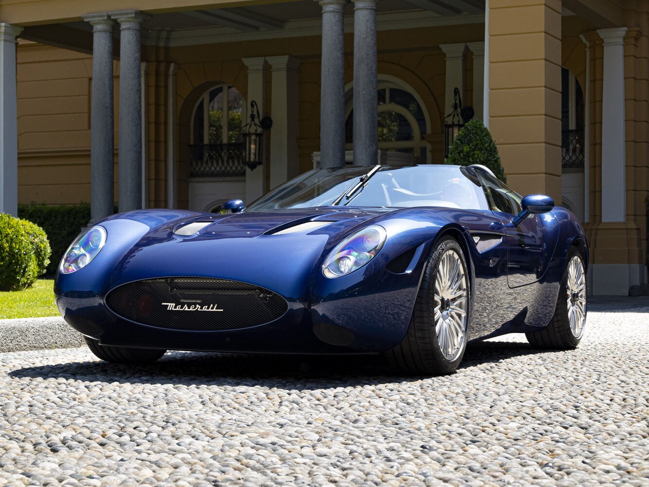Maserati Mostro Zagato (2015–2022) · 4.2 AMT (420 л.с.)