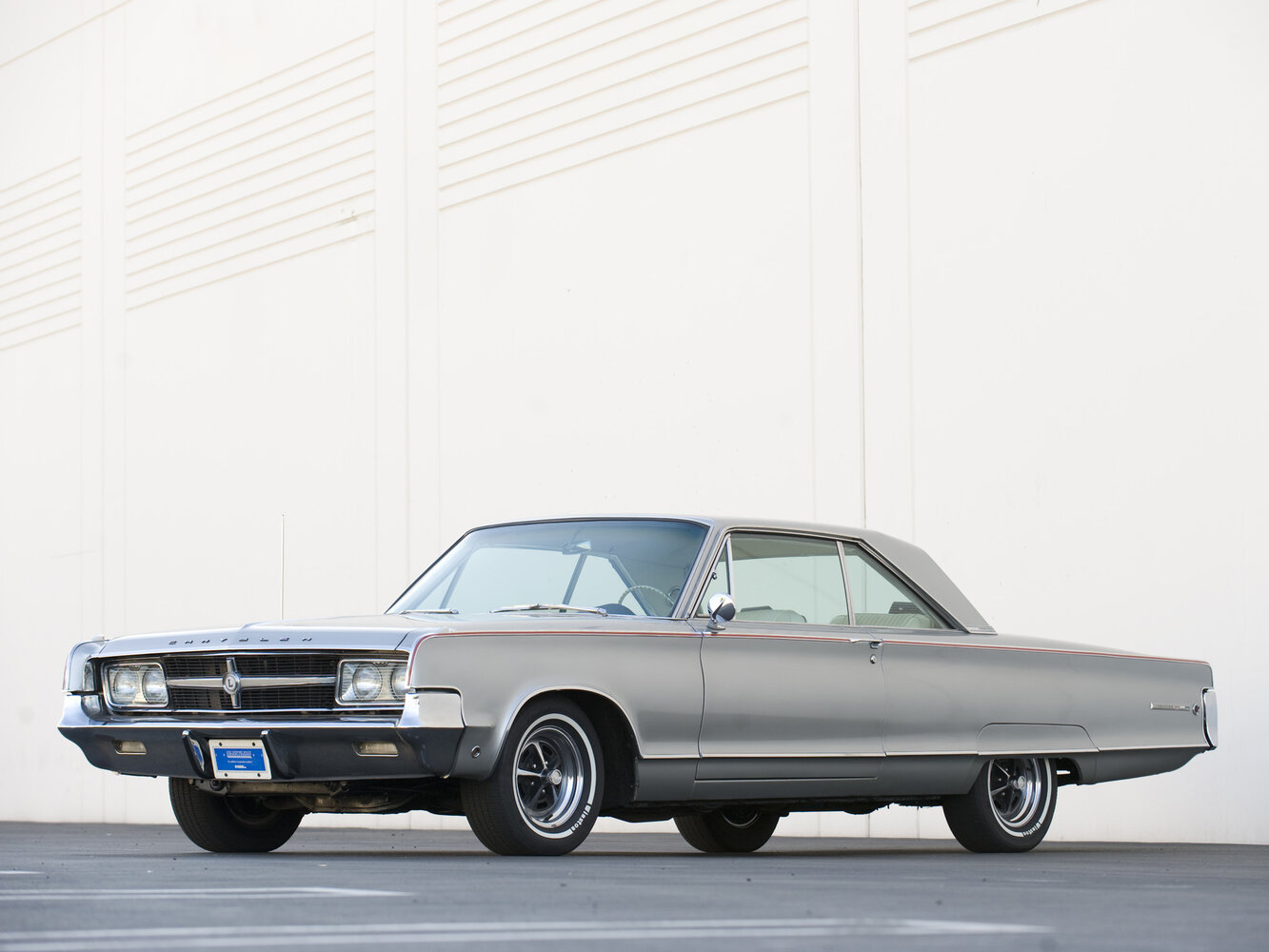 Chrysler 300 Letter Series V (300L) (1965–1965) · 6.8 AT (360 л.с.)