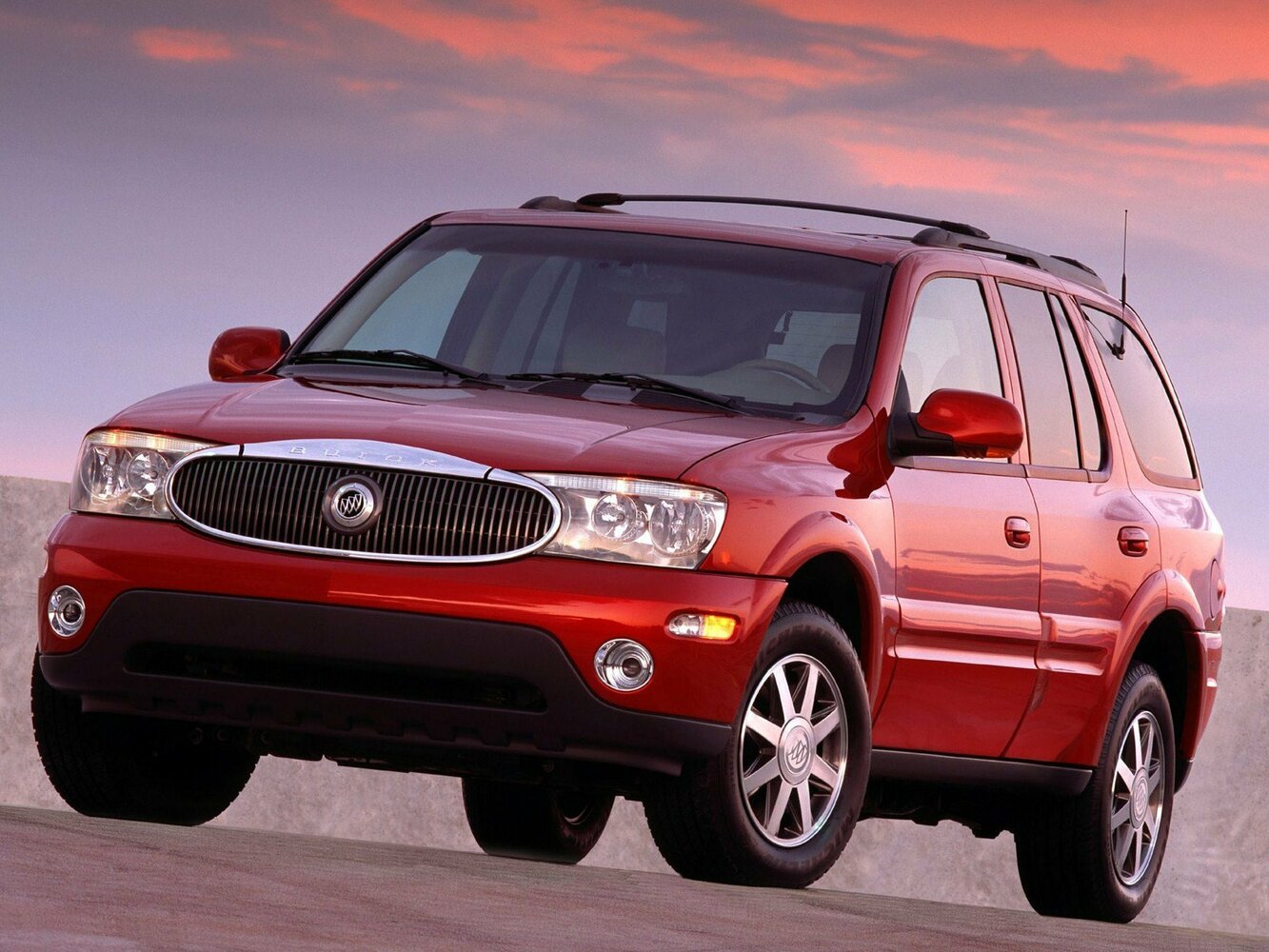 Buick Rainier (2003–2007) · 5.3 AT (304 л.с.)