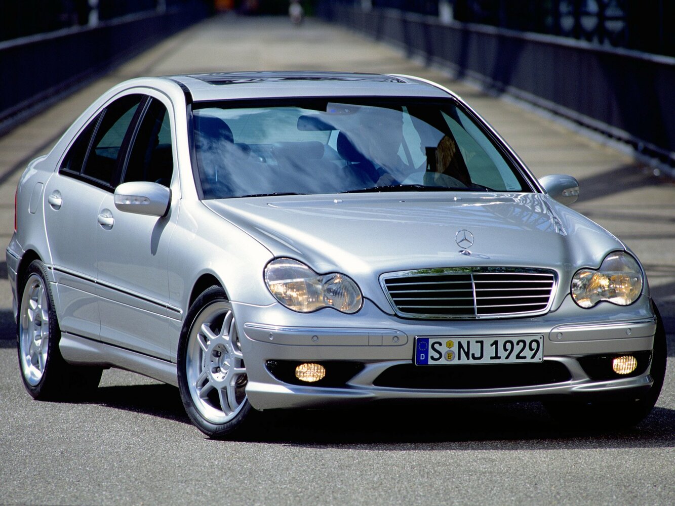 30 AMG 3.0d AT (231 л.с.)