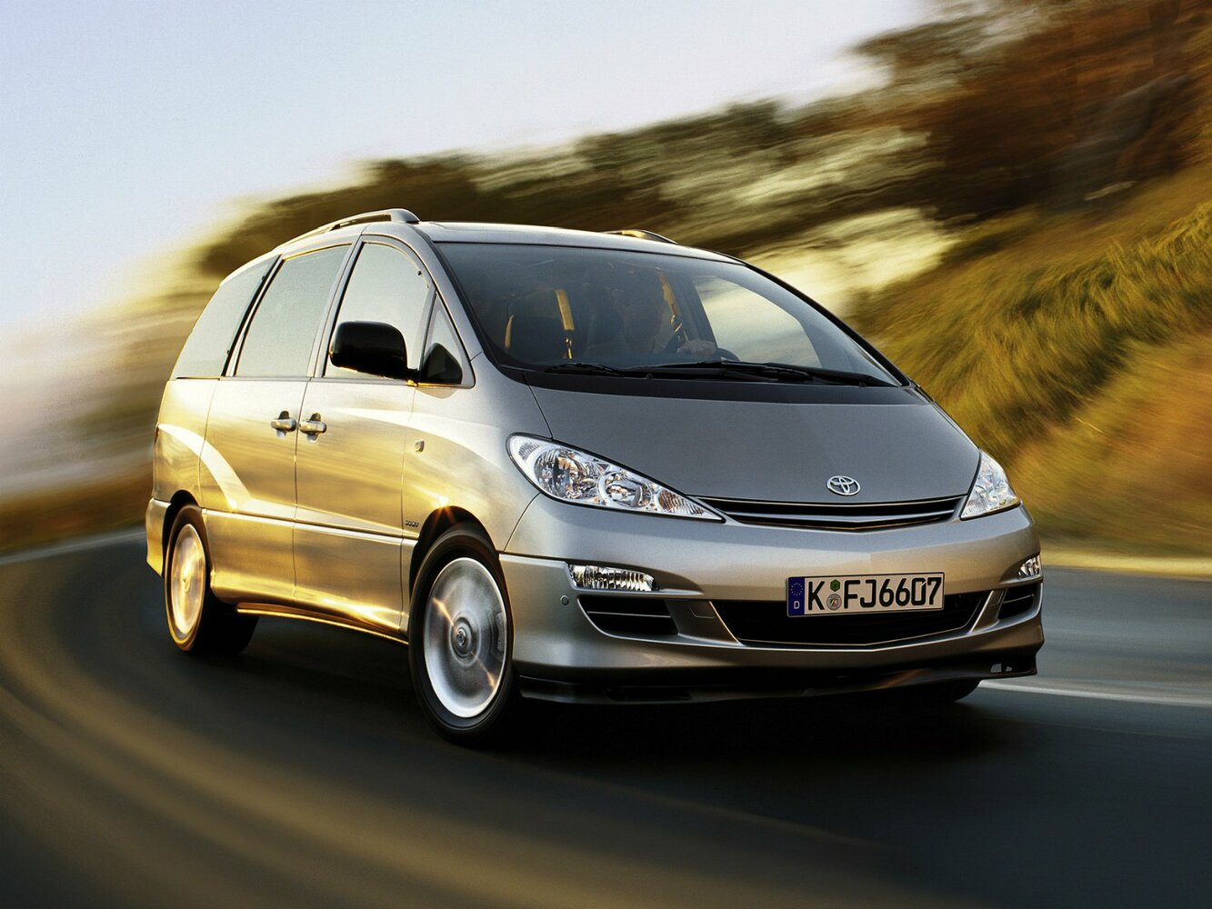 Toyota Previa II (XR30, XR40) (2000–2006) · 2.0d MT (116 л.с.)