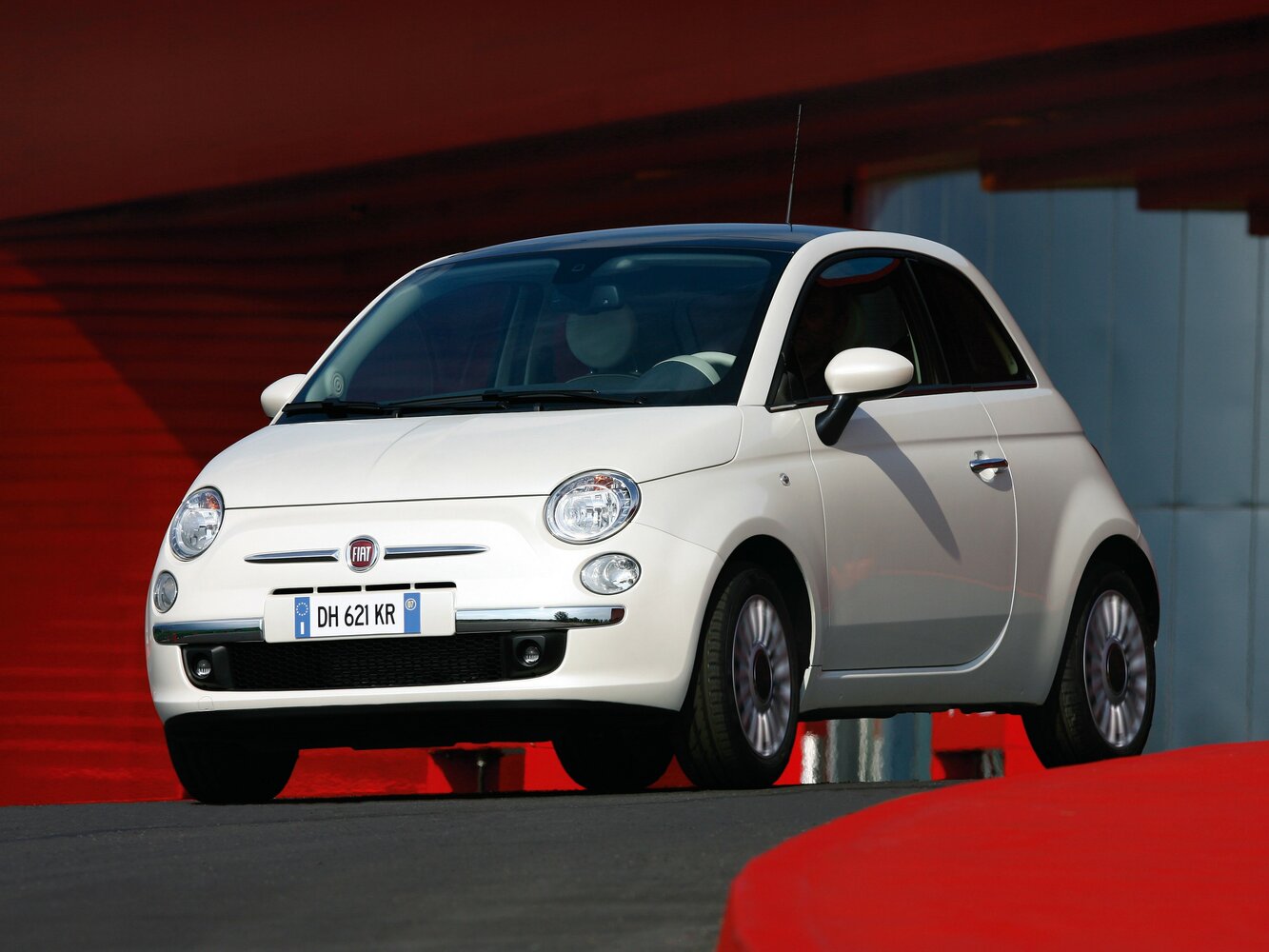 Fiat 500 II (2007–2015) · 1.3d MT (95 л.с.)