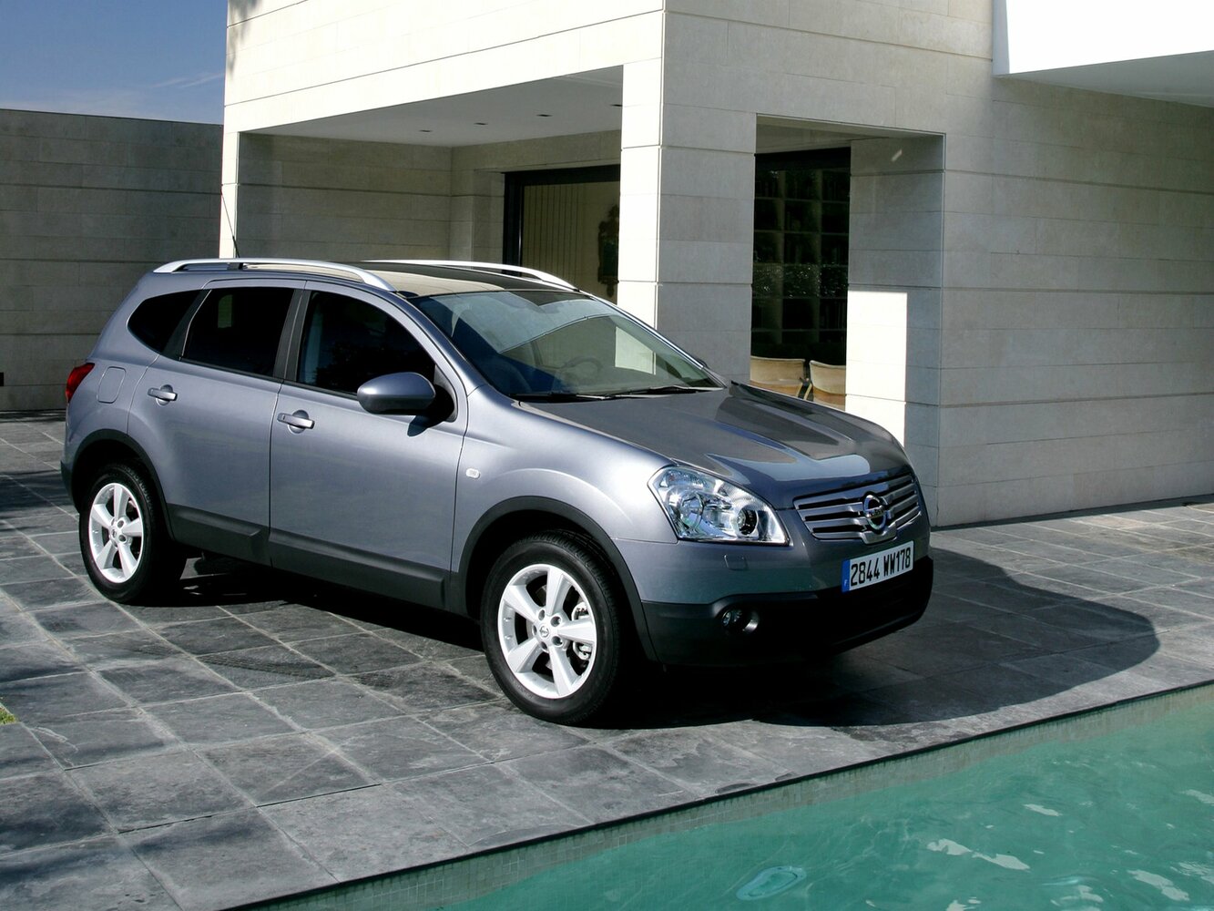 Nissan Qashqai+2 I (2008–2010) · 1.6 MT (114 л.с.)