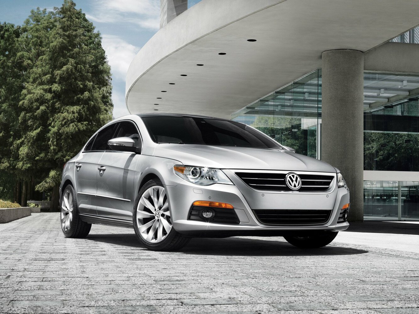 Volkswagen Passat CC I (2008–2012) · 2.0d MT (140 л.с.) 4WD